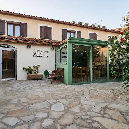 La Maison Des Croisades - Au Pied Des Remparts Hotel 3*