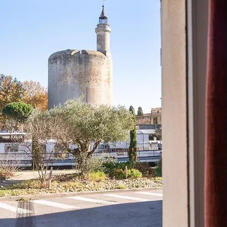 Hotel La Maison Des Croisades - Au Pied Des Remparts