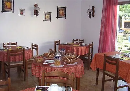 La Maison Des Croisades - Au Pied Des Remparts Aigues-Mortes