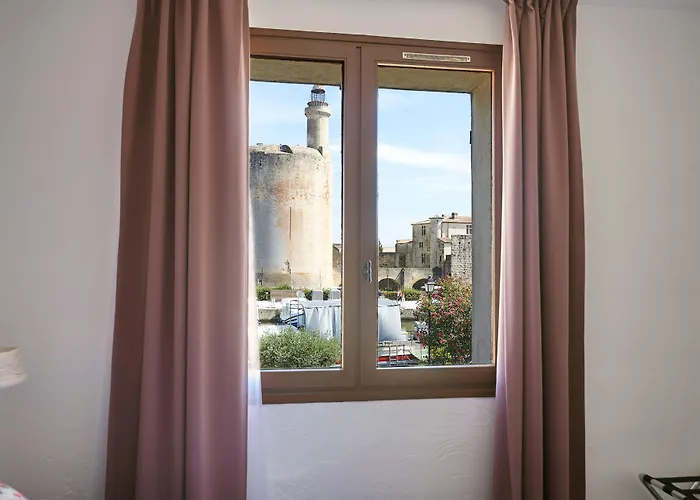 La Maison Des Croisades - Au Pied Des Remparts Hotel Aigues-Mortes