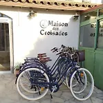 فندق La Maison Des Croisades - Au Pied Des Remparts 3*