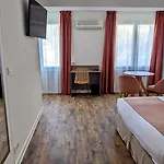 La Maison Des Croisades - Au Pied Des Remparts 3* Aigues-Mortes