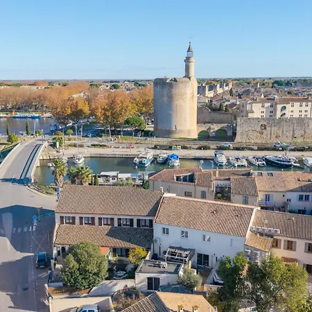 Hotel La Maison Des Croisades - Au Pied Des Remparts Aigues-Mortes