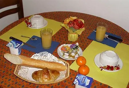 Maison Des Croisades Hotel 3*